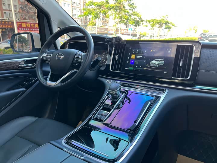 Фото 17 - GAC Trumpchi M8