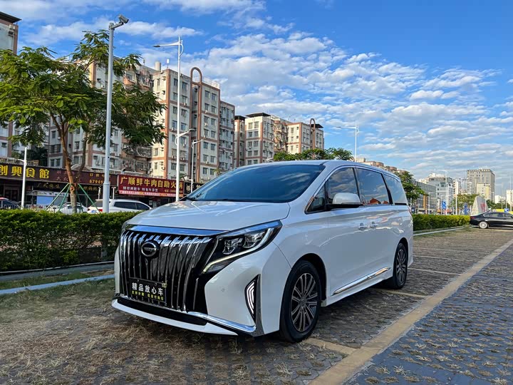 Фото 3 - GAC Trumpchi M8