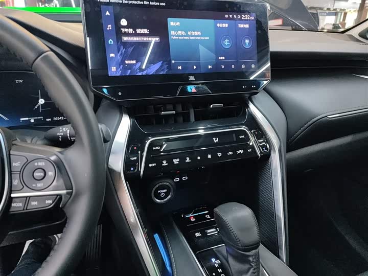 Фото 13 - Toyota Venza