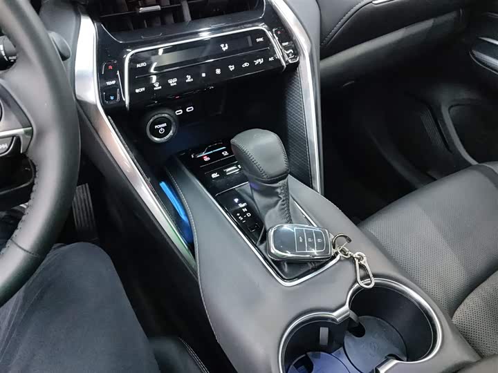 Фото 14 - Toyota Venza