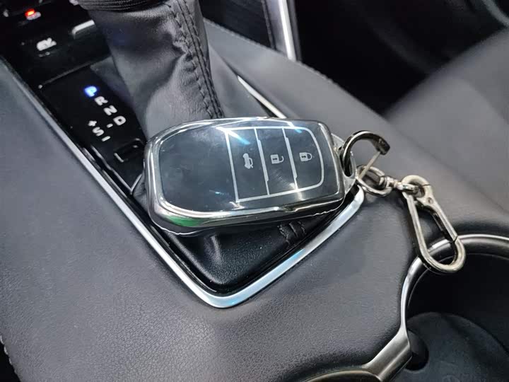 Фото 9 - Toyota Venza