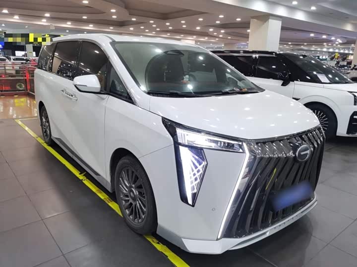 Фото 4 - GAC Trumpchi M8