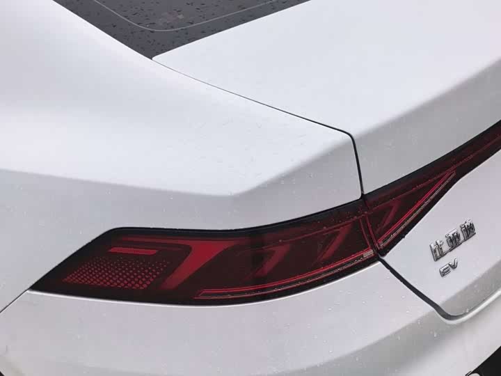 Фото 6 - BYD Qin Plus