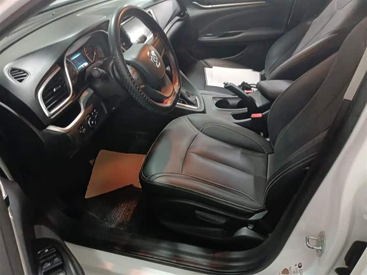 Фото 15 - Buick Excelle GT