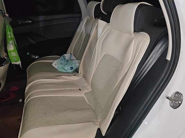 Фото 15 - Volkswagen Tharu