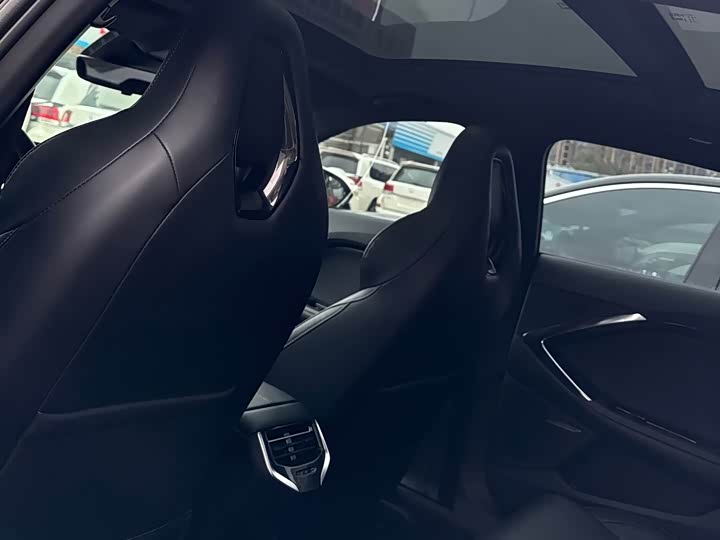 Фото 6 - MG Motor 7