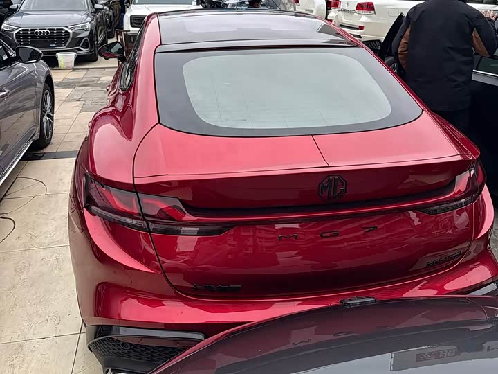 Фото 8 - MG Motor 7