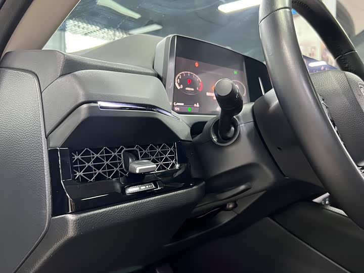 Фото 8 - Honda Accord