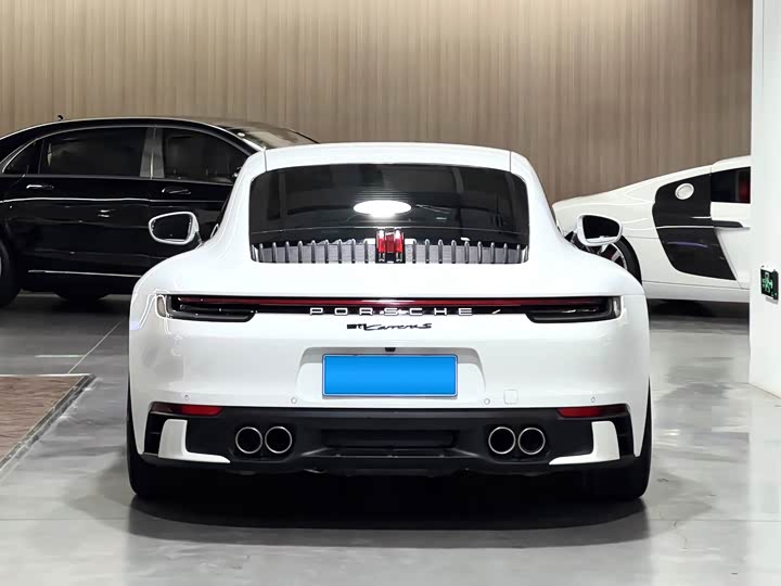 Фото 3 - Porsche 911