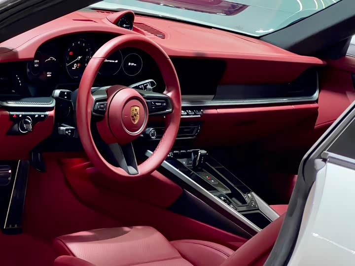 Фото 8 - Porsche 911