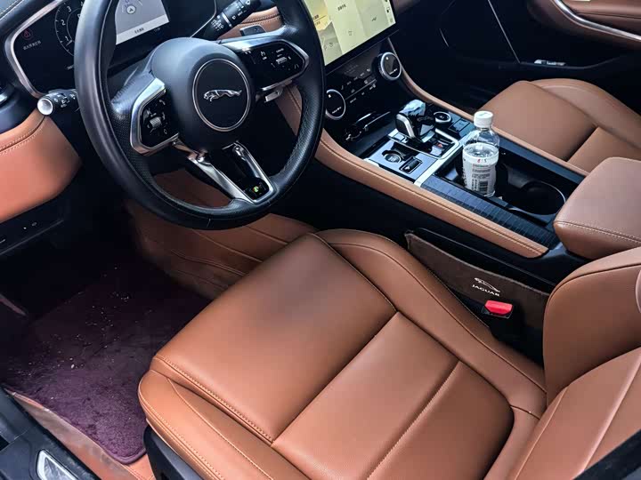 Фото 5 - Jaguar XF L