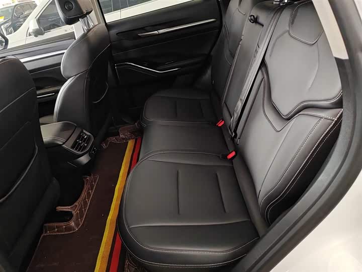 Фото 8 - Haval H6