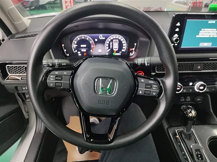 Фото 11 - Honda Civic