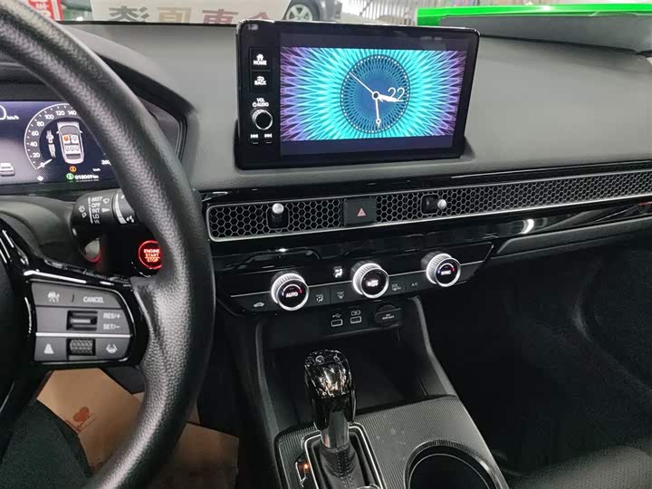 Фото 13 - Honda Civic