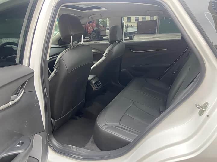 Фото 10 - Buick Excelle GT