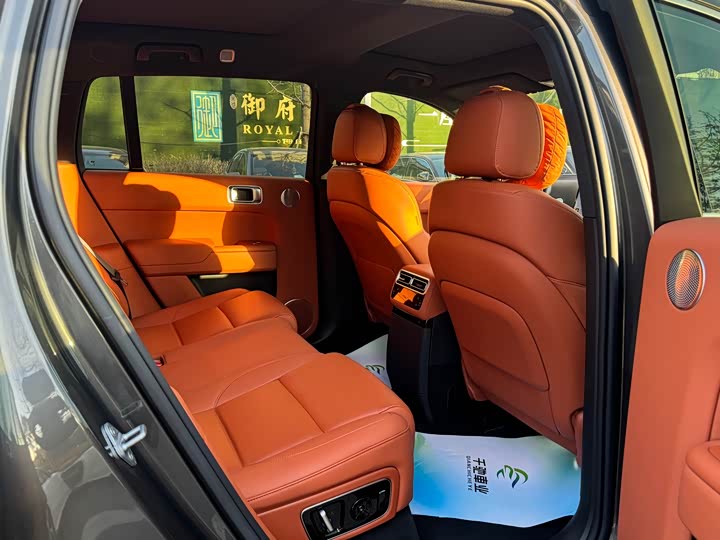 Фото 10 - LiXiang L7