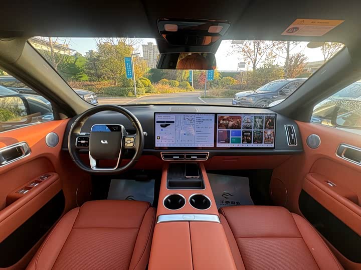 Фото 13 - LiXiang L7