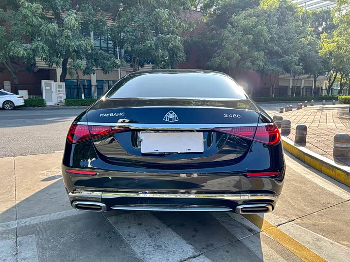 Фото 16 - Mercedes-Benz Maybach S-Class