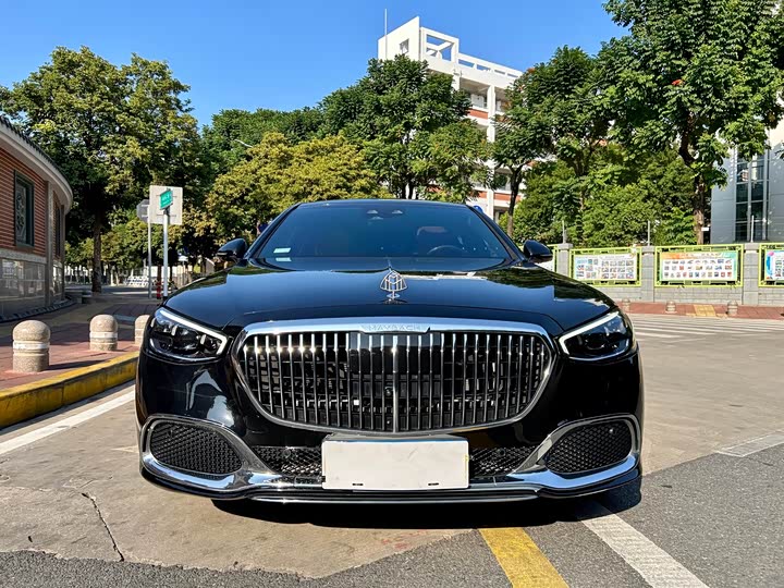 Фото 2 - Mercedes-Benz Maybach S-Class
