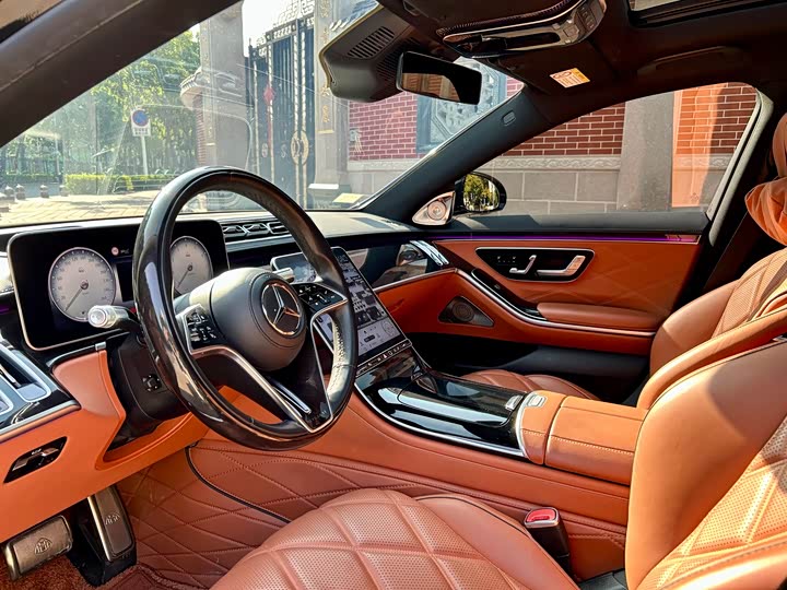 Фото 8 - Mercedes-Benz Maybach S-Class
