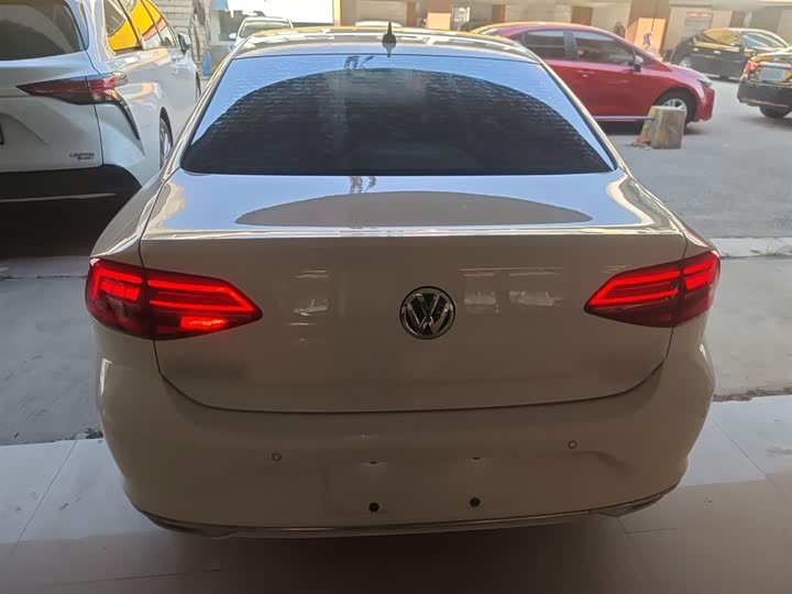 Фото 6 - Volkswagen Lamando L