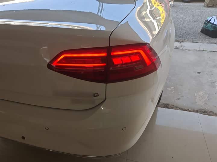 Фото 8 - Volkswagen Lamando L