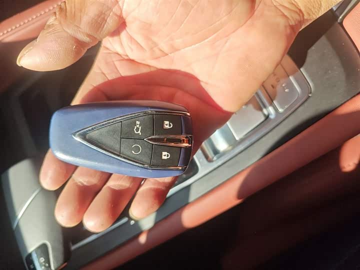 Фото 9 - Changan CS75 Plus