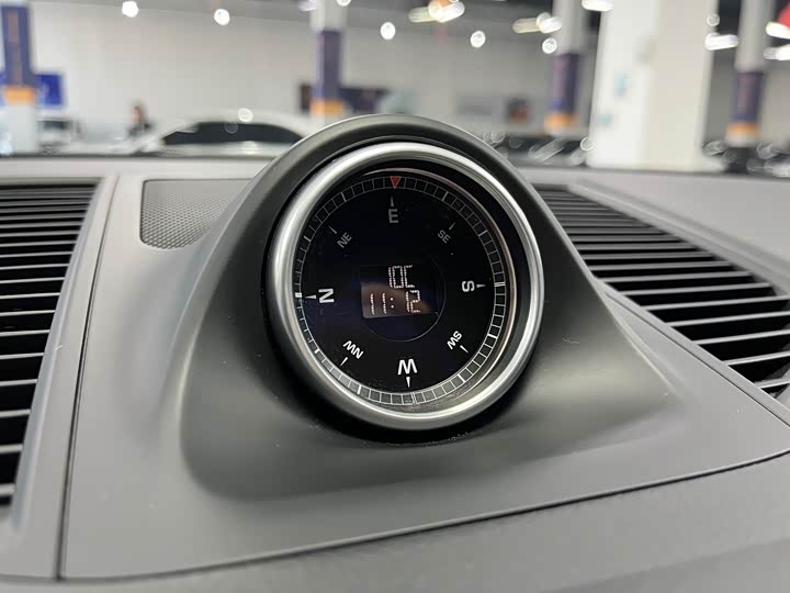 Фото 12 - Porsche Macan