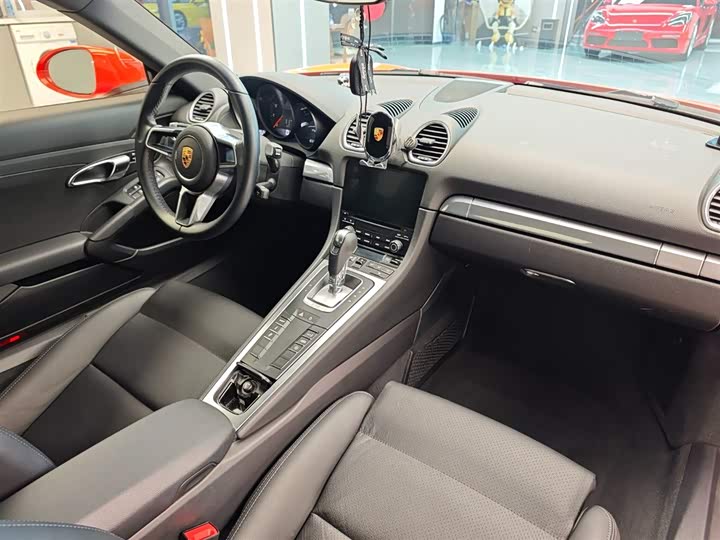 Фото 16 - Porsche 718