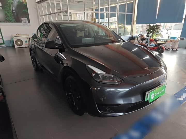 Фото 4 - Tesla Model Y