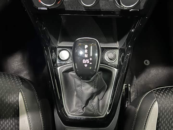 Фото 13 - Volkswagen Tacqua