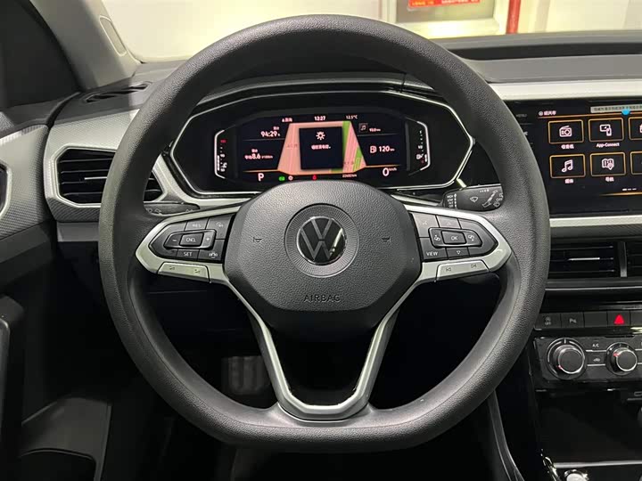 Фото 14 - Volkswagen Tacqua