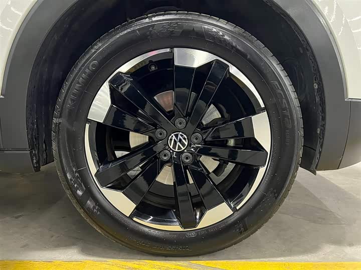 Фото 17 - Volkswagen Tacqua