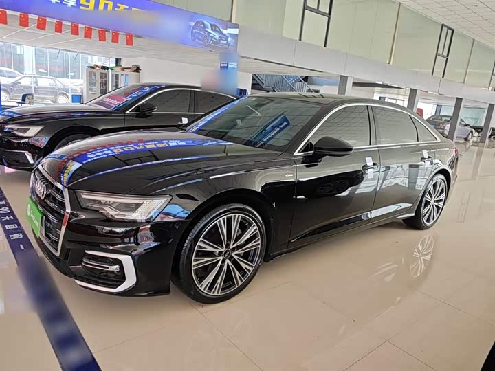 Фото 5 - Audi A6L