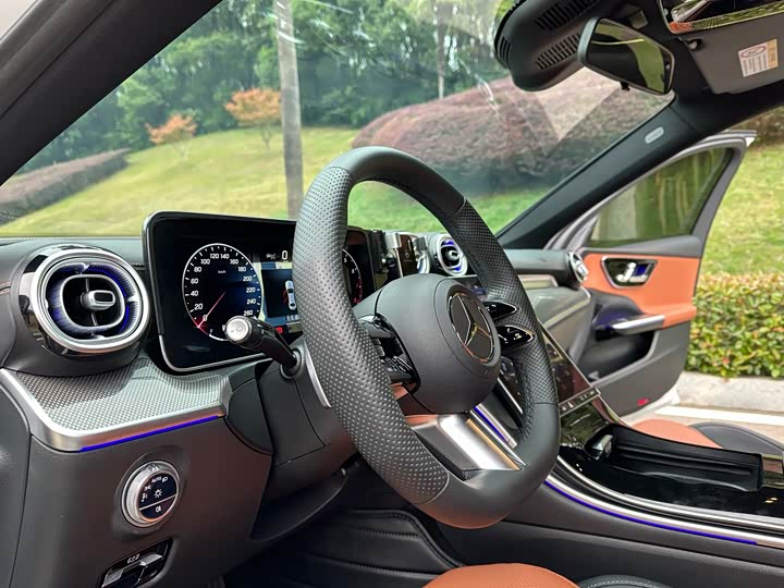 Фото 7 - Mercedes-Benz C-Class