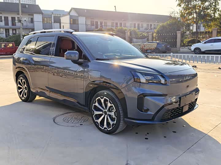 Фото 3 - GAC Aion V