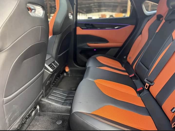 Фото 13 - Changan UNI-V