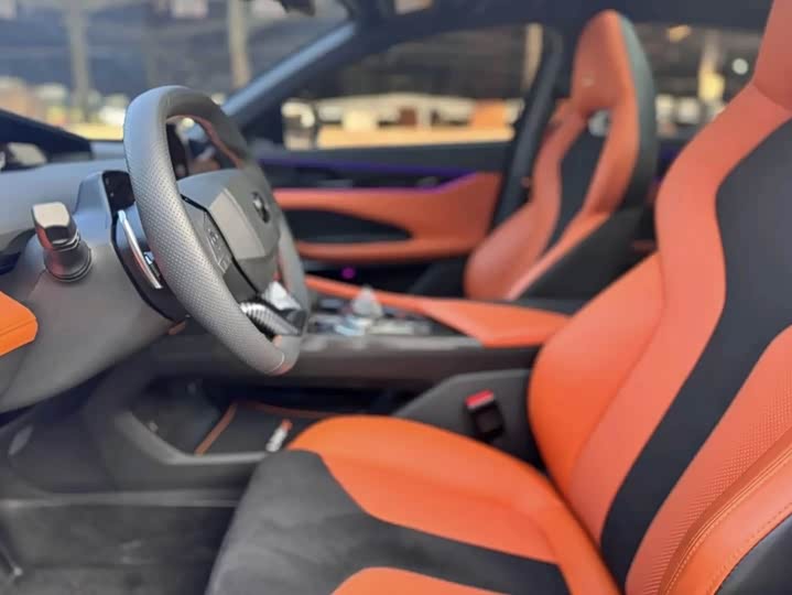 Фото 7 - Changan UNI-V