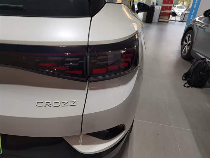 Фото 8 - Volkswagen ID.4 Crozz