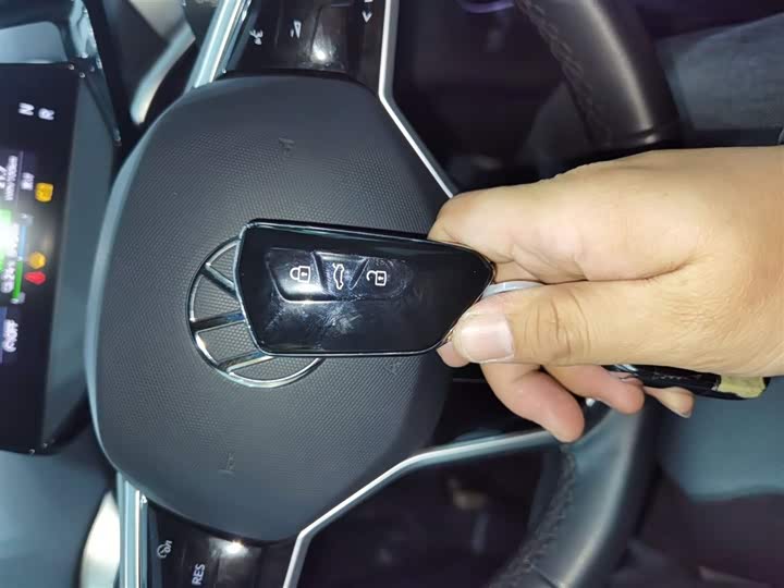 Фото 9 - Volkswagen ID.4 Crozz