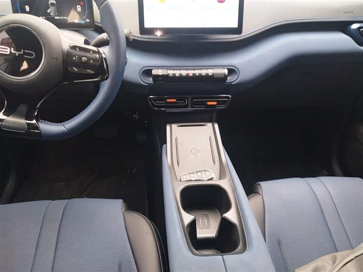 Фото 14 - BYD Seagull