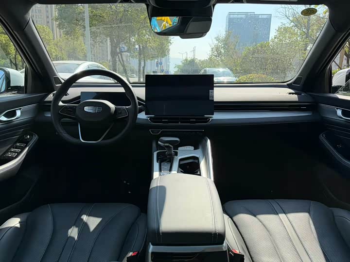 Фото 5 - Geely Preface