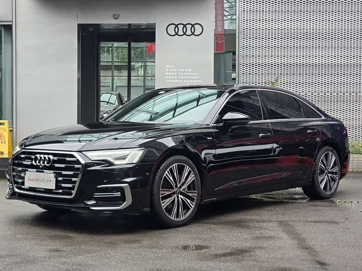 Фото 1 - Audi A6L