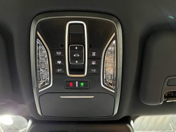 Фото 8 - GAC Trumpchi GS8