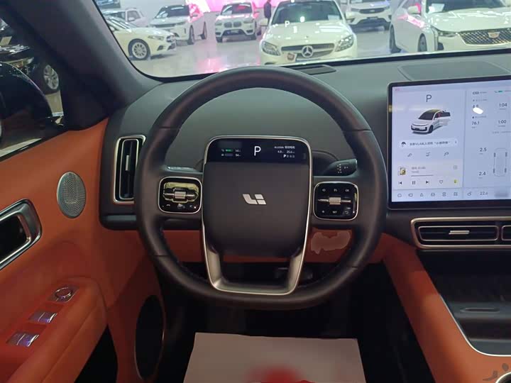 Фото 11 - LiXiang L6