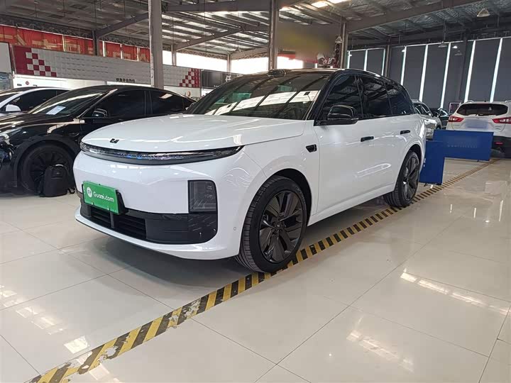 Фото 2 - LiXiang L6