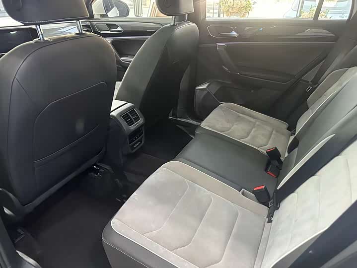 Фото 10 - Volkswagen Tayron