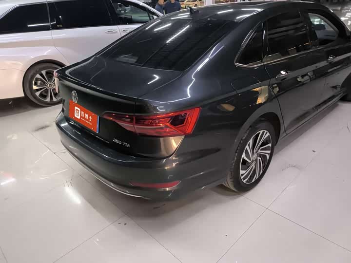 Фото 4 - Volkswagen Sagitar L