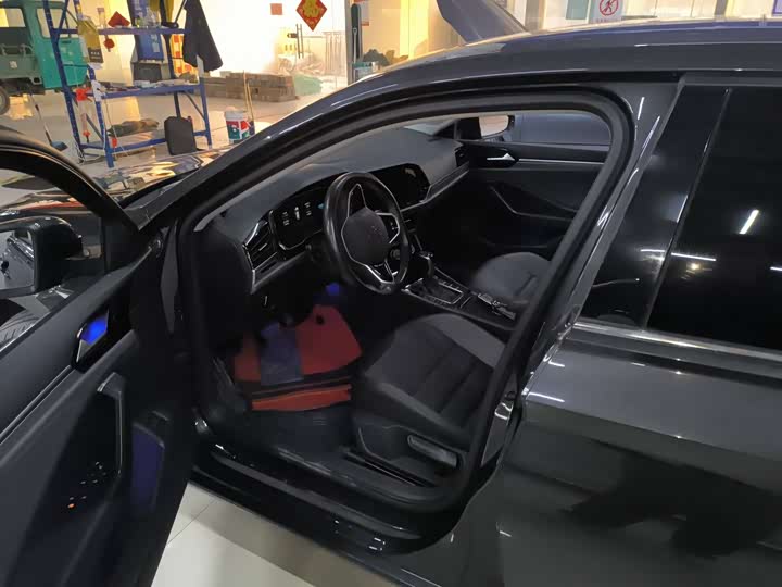 Фото 9 - Volkswagen Sagitar L