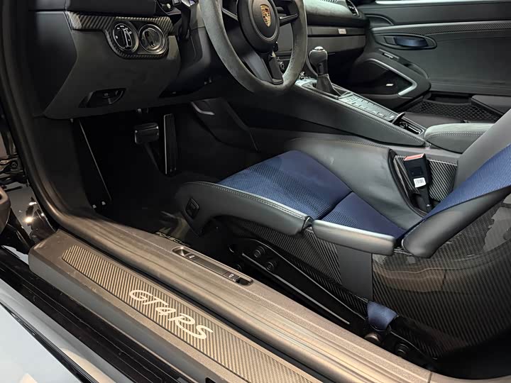 Фото 8 - Porsche 718